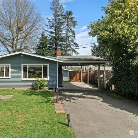 Buy this 3 bed house on 510 South 111th Street in Seattle, WA 98168