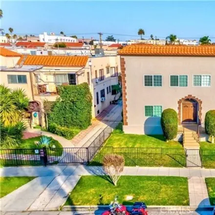 Buy this 9 bed house on 180 South Berendo Street in Los Angeles, CA 90004