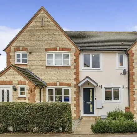 Buy this 2 bed townhouse on Campion Place in Bicester, OX26 3EH