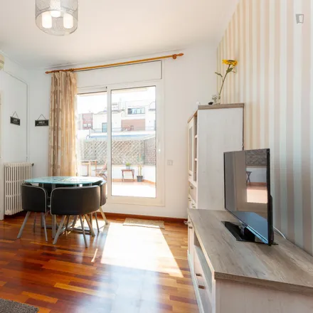 Rent this 3 bed apartment on miscota in Carrer de Còrsega, 08001 Barcelona