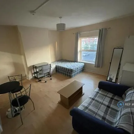 Image 3 - Beijing Chef, 8-10 Alfreton Road, Nottingham, NG7 3NG, United Kingdom - Apartment for rent