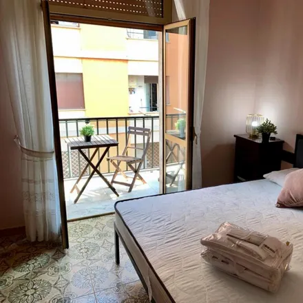 Rent this 3 bed room on Pane Ciociaro in Circonvallazione Gianicolense, 106