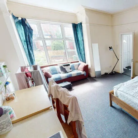 Rent this 3 bed townhouse on Brudenell View in Leeds, LS6 1HG