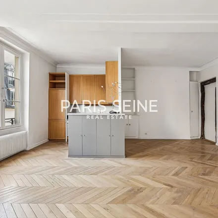 Rent this 2 bed apartment on 110 Rue Montmartre in 75002 Paris, France