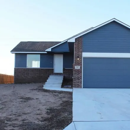 Buy this 3 bed house on 315 Springlake Drive in Newton, KS 67114