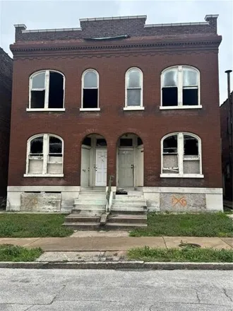 Buy this studio house on 1460 Newhouse Avenue in St. Louis, MO 63107