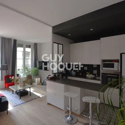 Image 7 - 18 Montée des Carmélites, 69001 Lyon, France - Apartment for rent