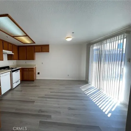 Image 7 - 9732 Cedar St, Bellflower, California, 90706 - Apartment for rent