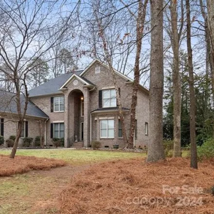 Buy this 6 bed house on Kelly Court in Fort Mill, SC 29715
