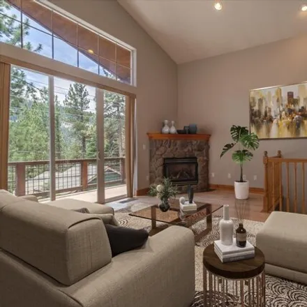 Image 6 - 15260 East Reed Avenue, Truckee, CA 96161, USA - House for sale