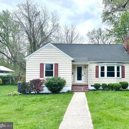 Buy this 4 bed house on 104 Somerset Avenue in Cambridge, MD 21613