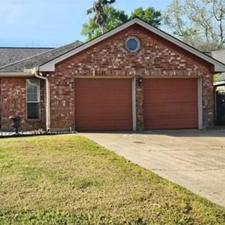 Rent this 3 bed house on 692 Manor Drive in Angleton, TX 77515