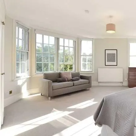 Image 2 - Coach House, 150 Park Road, London, NW8 7JS, United Kingdom - Apartment for rent