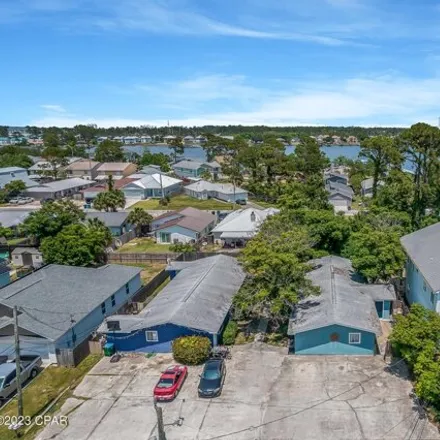 Image 1 - 6204 Pinetree Avenue, Lower Grand Lagoon, Bay County, FL 32408, USA - House for sale