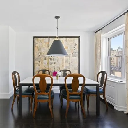 Image 5 - Allure Plastic Surgery, 150 East 61st Street, New York, NY 10065, USA - Apartment for sale