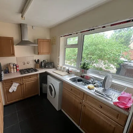 Image 3 - Blagreaves Lane, Derby, DE23 1FH, United Kingdom - House for rent