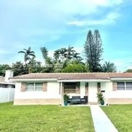 Rent this 3 bed house on 214 Northeast 5th Avenue in Port Laudania, Dania Beach