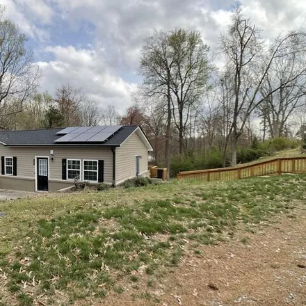 Image 3 - 136 Allensville Road, Brooksdale, Roxboro, NC 27574, USA - House for sale