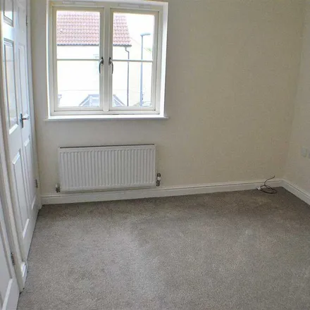 Image 9 - 1 Kings Field, Bristol, BS37 7QP, United Kingdom - Apartment for rent