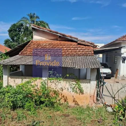 Buy this 2 bed house on Rua Manoel da Silva in Vila Nova Botucatu, Botucatu - SP