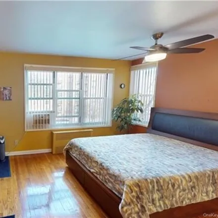Image 6 - Midland Avenue, Gunther Park, City of Yonkers, NY 10704, USA - Apartment for sale