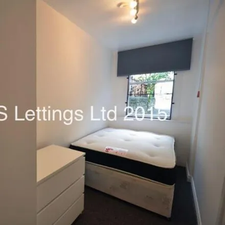 Image 6 - 18 Kensington Terrace, Leeds, LS6 1BE, United Kingdom - Apartment for rent