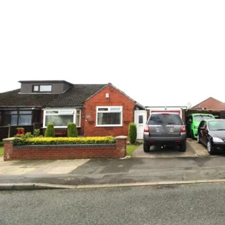 Buy this 2 bed duplex on Alan Avenue in Failsworth, M35 0PU