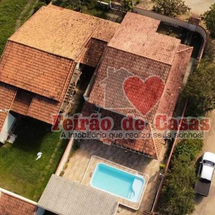 Buy this 5 bed house on Polícia Militar 32 BPM in Rodovia Amaral Peixoto, Vila do Arroz