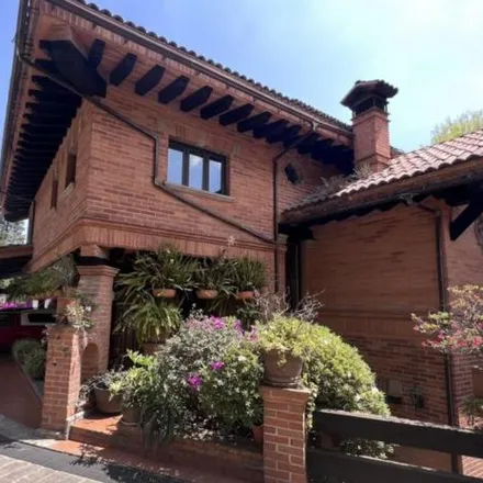 Buy this 3 bed house on Avenida Las Flores in Colonia Flor de María, 01760 Santa Fe