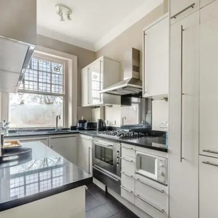 Rent this 2 bed apartment on Sloane Gardens West Garden in Lower Sloane Street, London