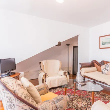 Rent this 1 bed apartment on Rua do Barão de Forrester 744 in 4050-272 Porto, Portugal