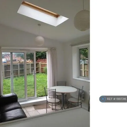 Image 4 - 5 Coldhams Grove, Cambridge, CB1 3HW, United Kingdom - Duplex for rent