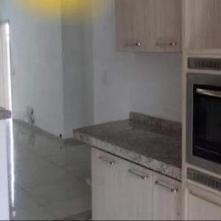 Buy this 3 bed house on Rua José Roque Salton in Vivendas do Arvoredo, Londrina - PR