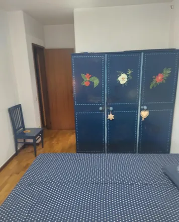 Image 2 - Blue Drop, Travessa do Bairro da Areosa, 4200-323 Porto, Portugal - Room for rent