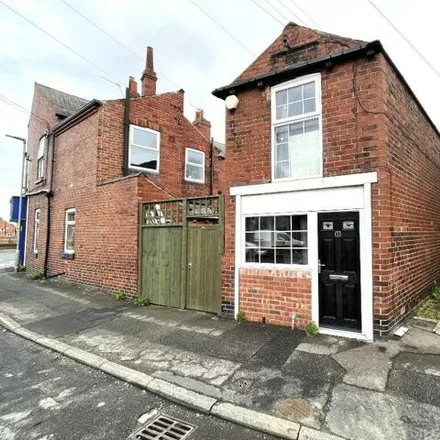 Buy this 1 bed house on 18-30 Chald Lane in Wakefield, WF2 9RH