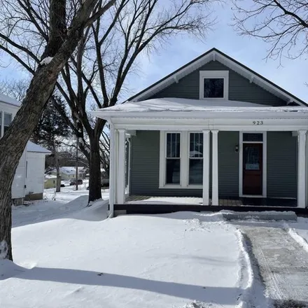 Buy this 4 bed house on 967 D Street in Fairbury, NE 68352