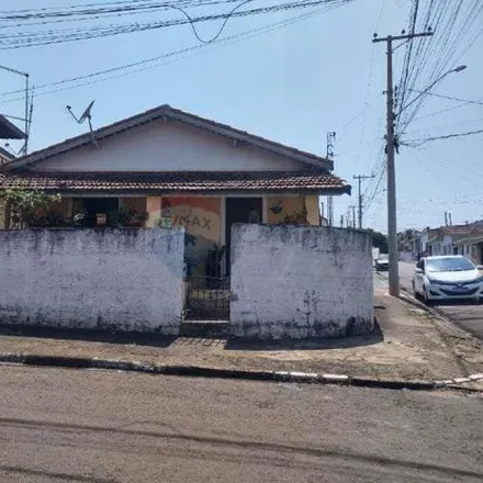 Buy this 3 bed house on unnamed road in Jardim São Pedro, São Pedro - SP