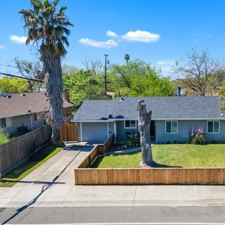 Buy this 3 bed house on 6707 Larchmont Drive in North Highlands, Sacramento County