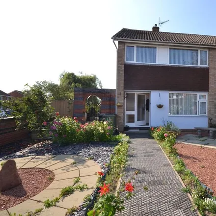 Rent this 3 bed duplex on Tyringham Road in Wigston, LE18 3QA