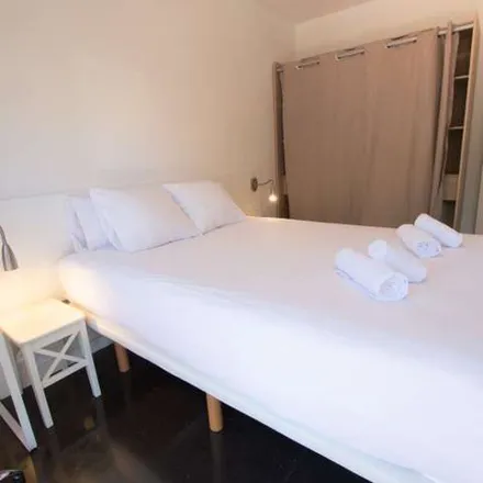 Rent this 5 bed apartment on Carrer del Duero in 08001 Barcelona, Spain