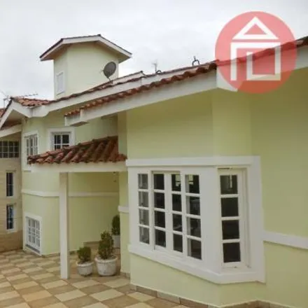 Buy this 5 bed house on Rua Doutor Cândido Rodrigues in Centro, Bragança Paulista - SP