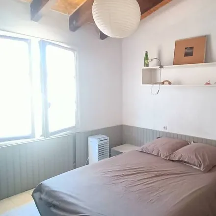 Rent this 3 bed house on Saint-Pierre-la-Mer in Rue du Rocher, 11560 Saint-Pierre-la-Mer