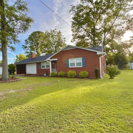 Buy this 3 bed house on 501 South Caswell Street in La Grange, Lenoir County