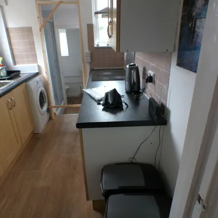 Rent this 4 bed apartment on 28 Hoker Road in Exeter, EX2 5HR