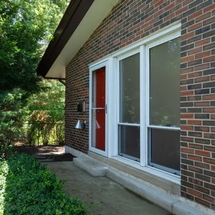 Rent this 2 bed house on 453 South Lageshulte Street in Barrington, IL 60010