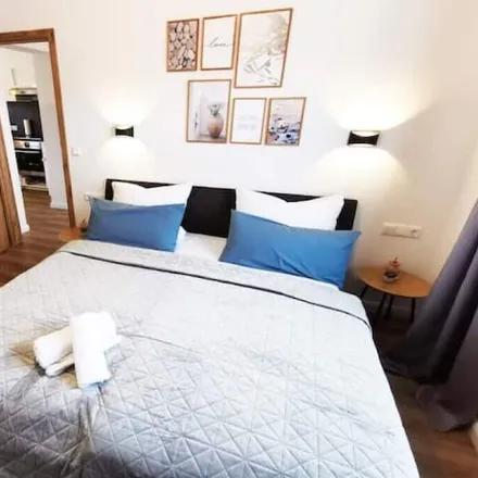 Rent this 2 bed apartment on 90513 Zirndorf