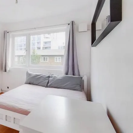Rent this 4 bed room on Salmon Dry Cleaners in 135 Salmon Lane, London
