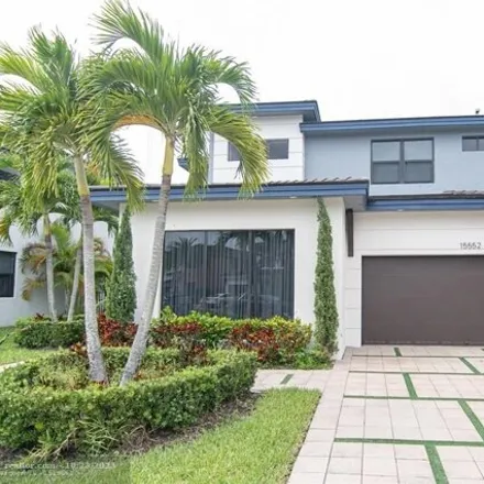 Image 2 - 15552 Northwest 88th Avenue, Miami Lakes, FL 33018, USA - House for rent