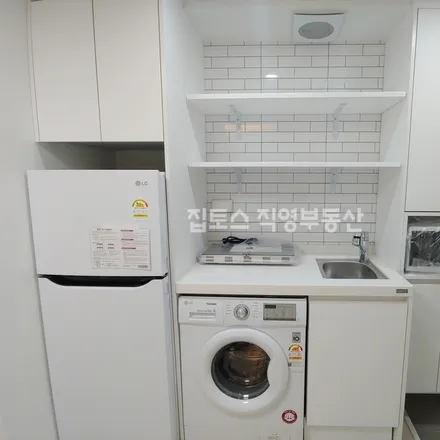 Image 5 - 서울특별시 은평구 신사동 29-129 - Apartment for rent