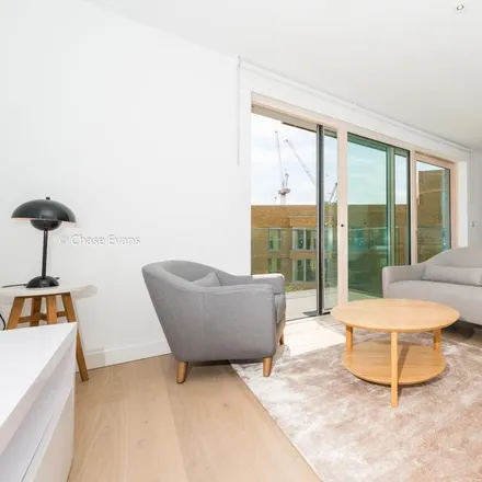 Rent this studio apartment on Blackwood Apartments in Victory Place, London